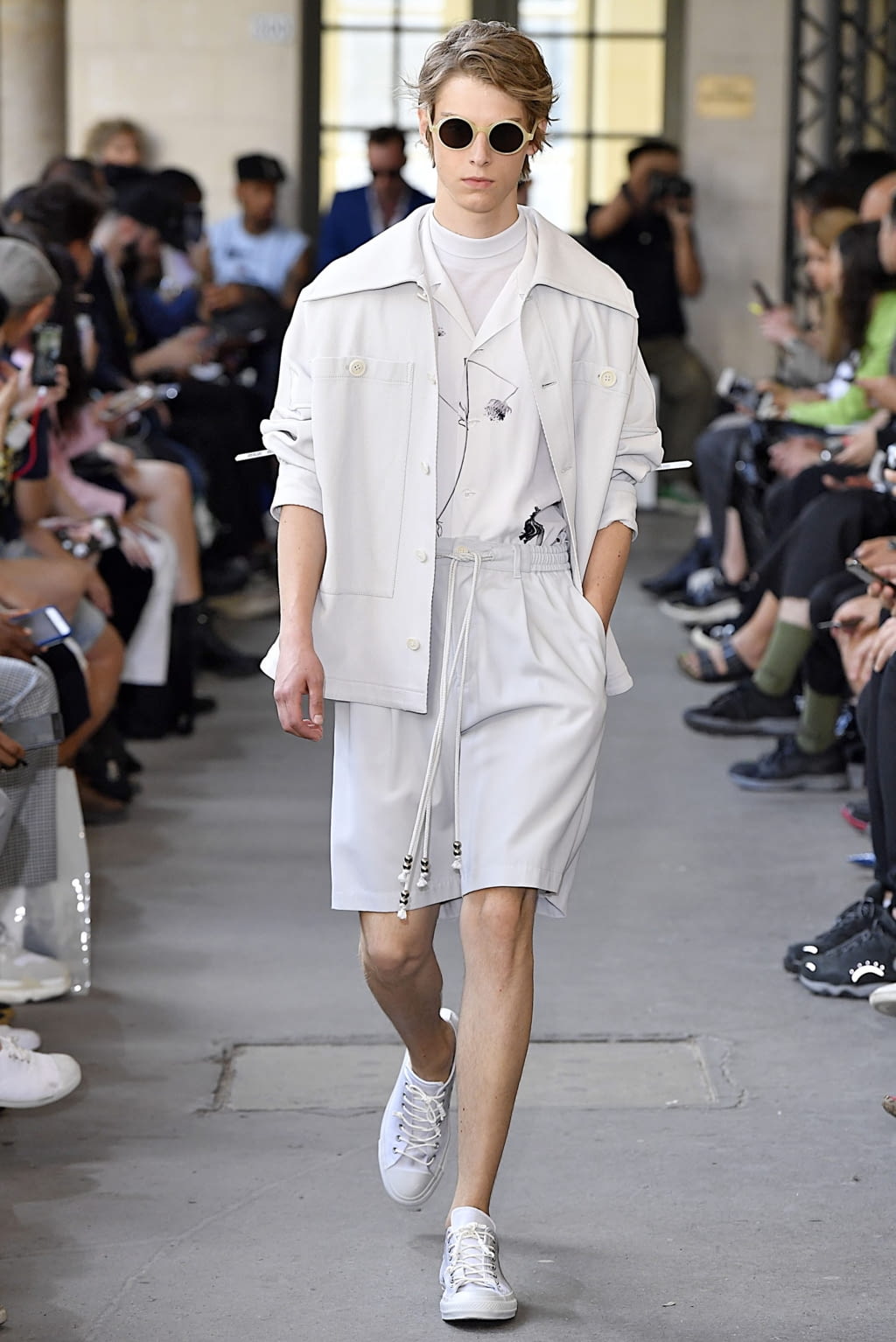 Fashion Week Paris Spring/Summer 2019 look 6 from the Christian Dada collection menswear