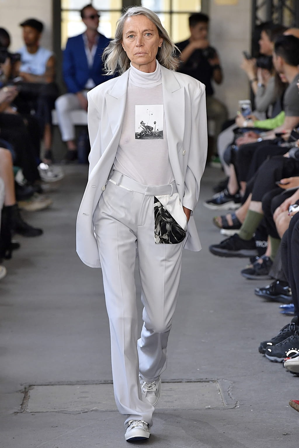 Fashion Week Paris Spring/Summer 2019 look 27 from the Christian Dada collection menswear