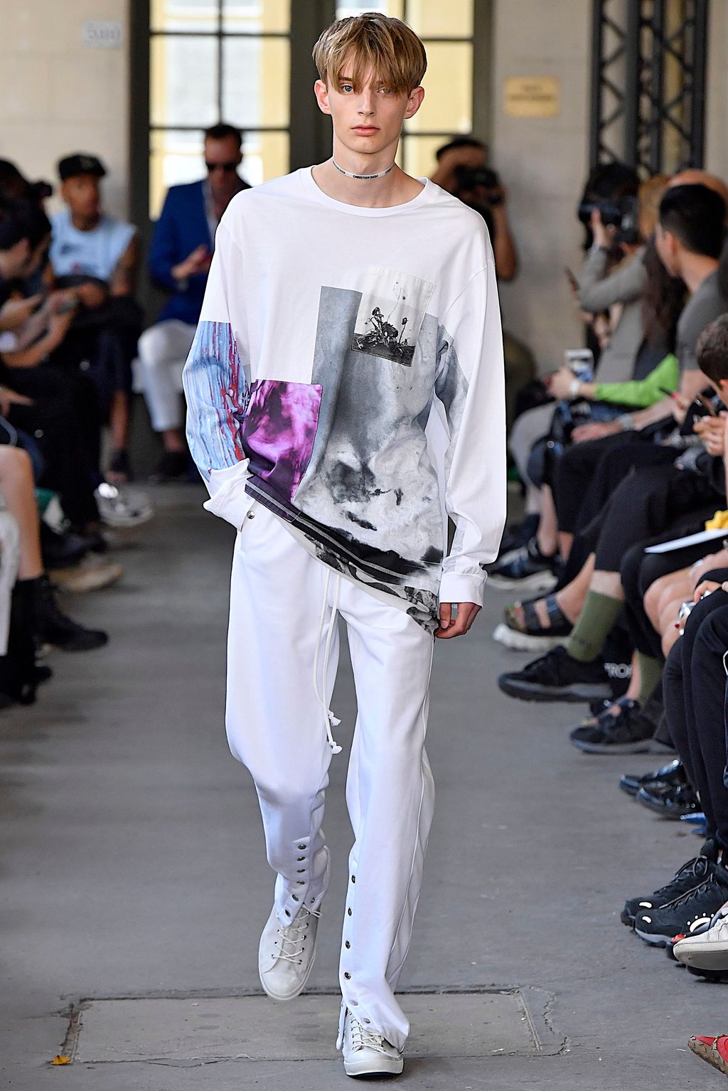 Fashion Week Paris Spring/Summer 2019 look 34 from the Christian Dada collection 男装
