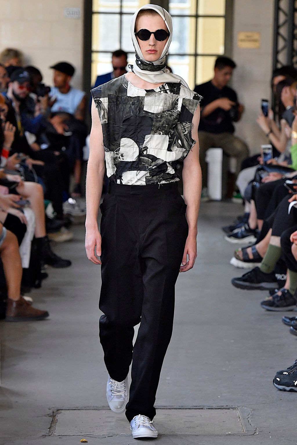 Fashion Week Paris Spring/Summer 2019 look 38 from the Christian Dada collection menswear