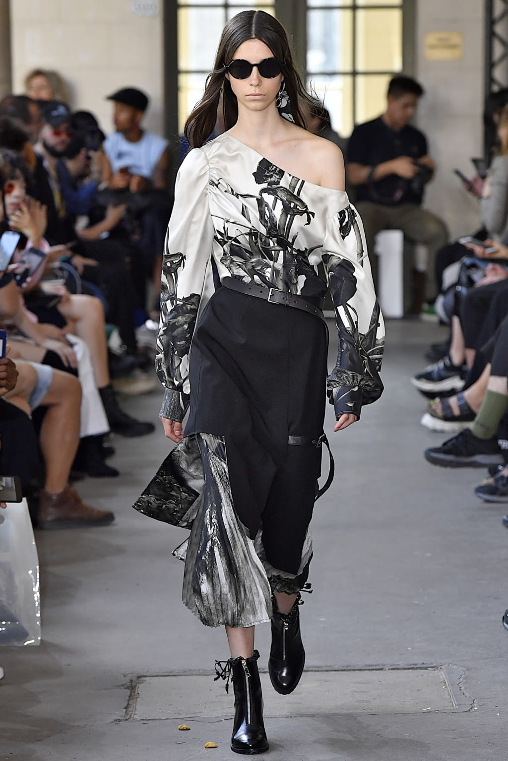Fashion Week Paris Spring/Summer 2019 look 40 de la collection Christian Dada menswear
