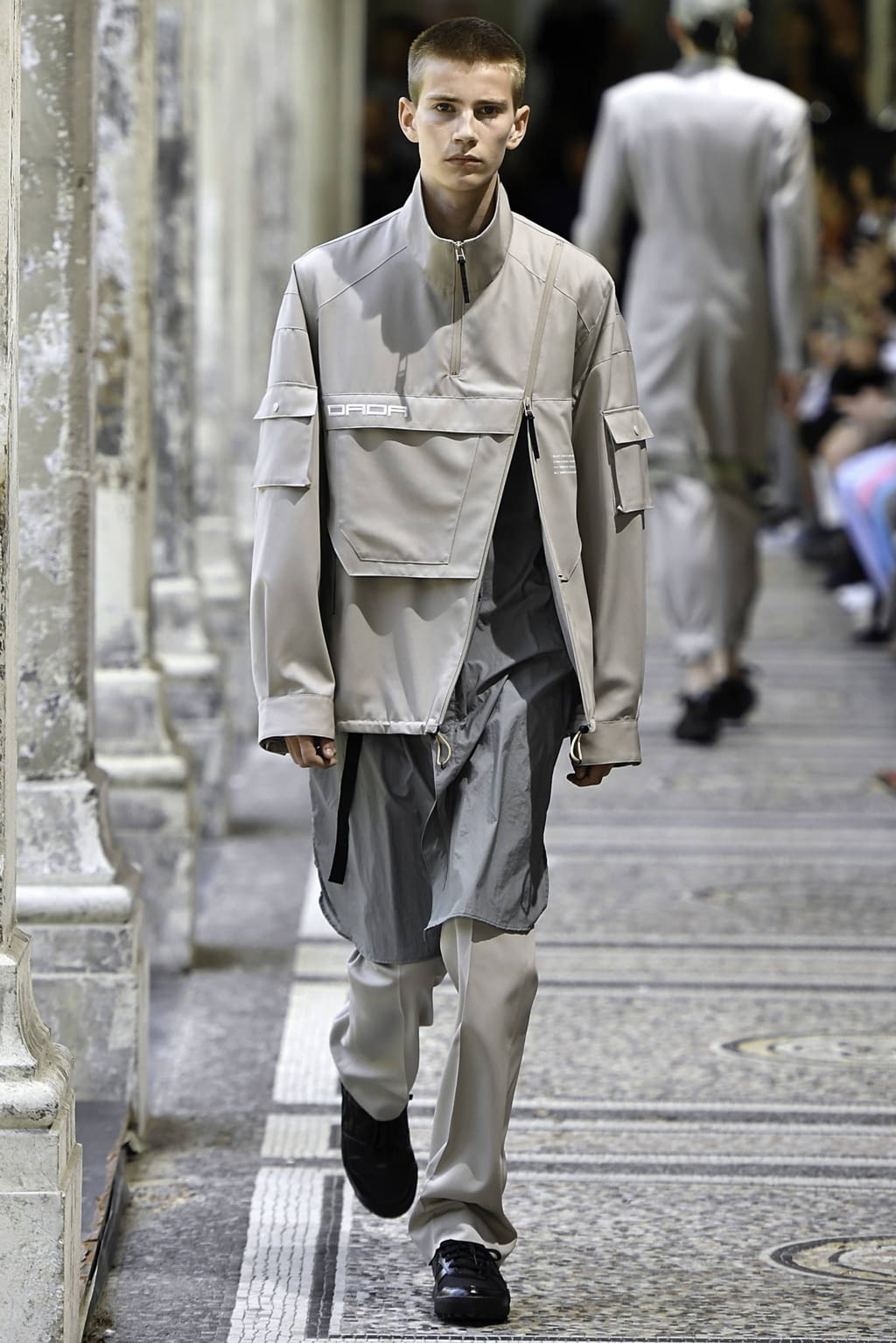 Fashion Week Paris Spring/Summer 2020 look 13 from the Christian Dada collection 男装