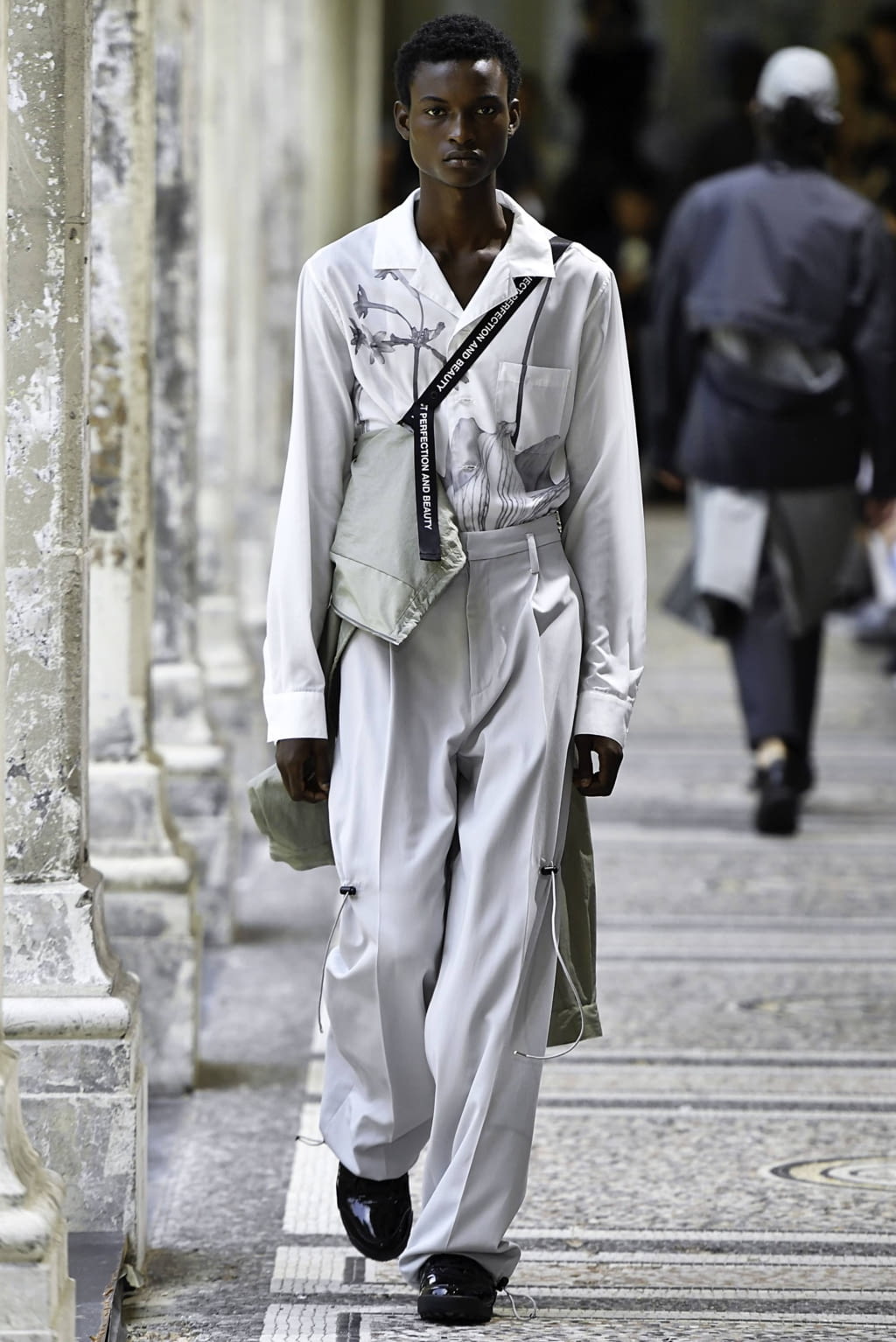 Fashion Week Paris Spring/Summer 2020 look 16 de la collection Christian Dada menswear