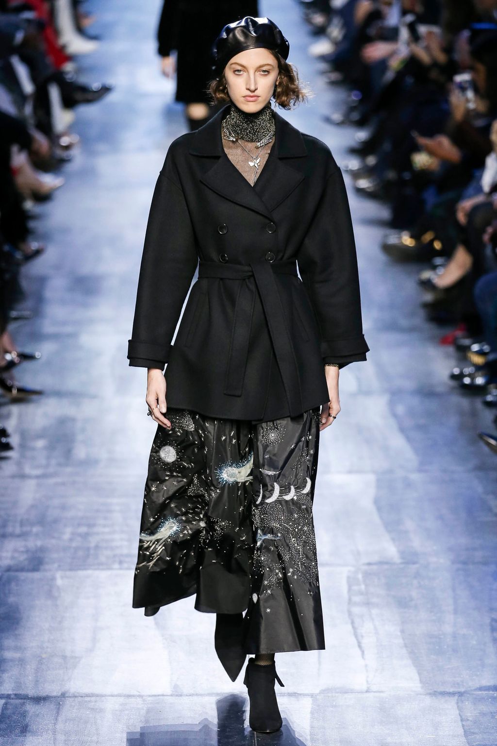 Fashion Week Paris Fall/Winter 2017 look 36 from the Christian Dior collection womenswear