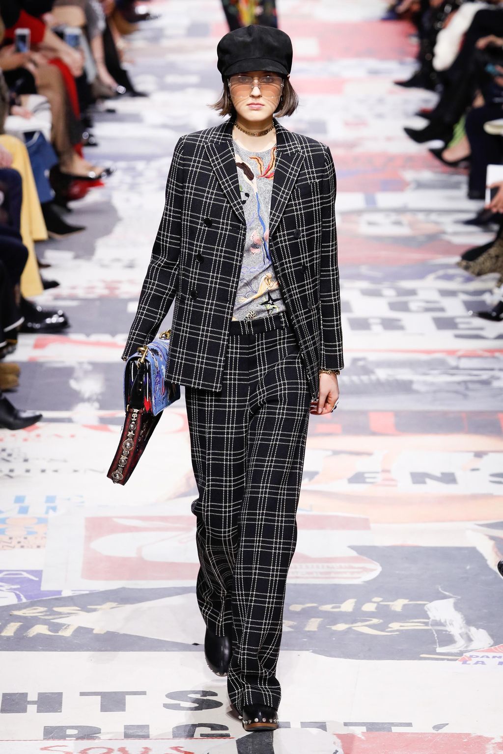 Fashion Week Paris Fall/Winter 2018 look 11 from the Christian Dior collection womenswear