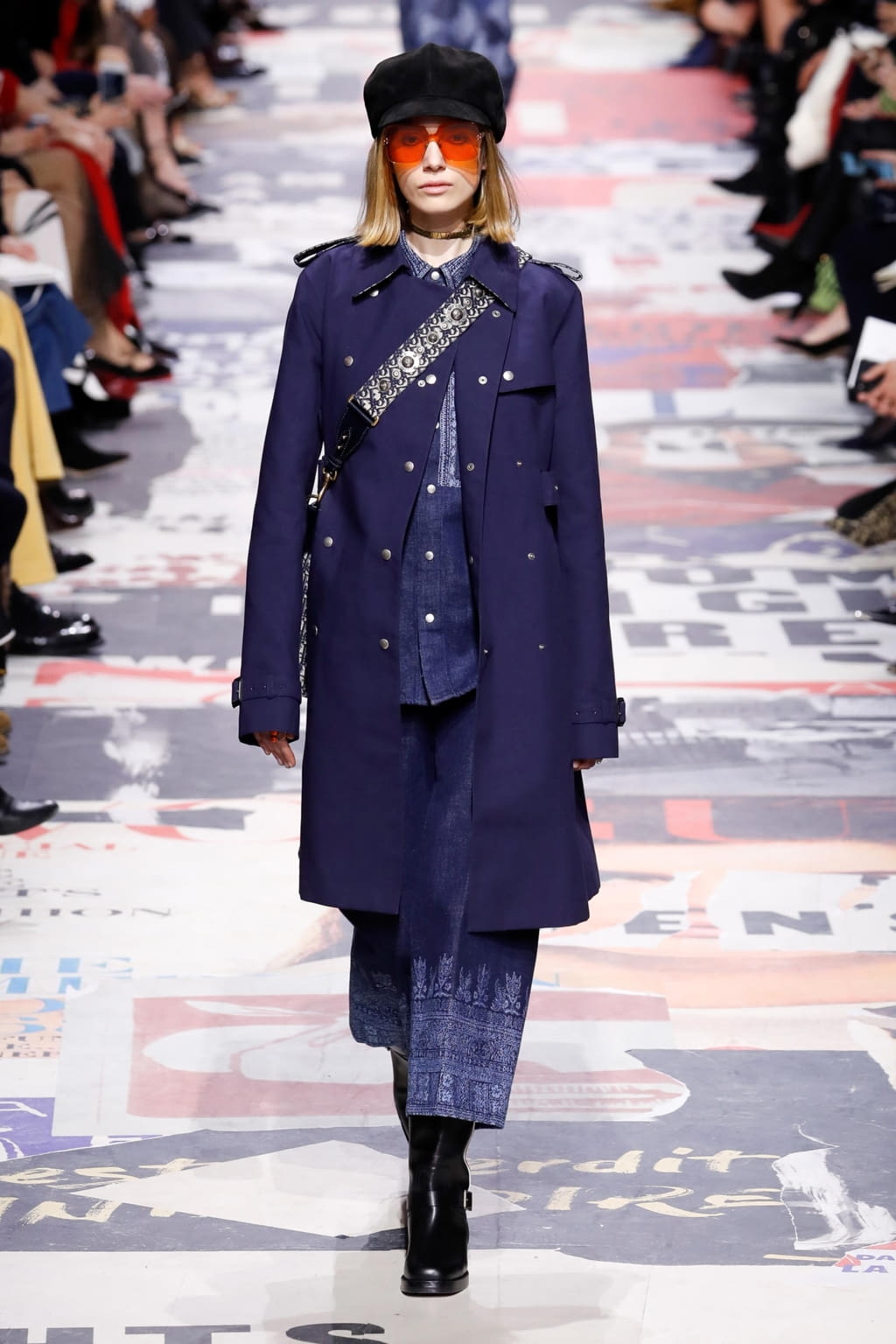 Fashion Week Paris Fall/Winter 2018 look 36 from the Christian Dior collection womenswear