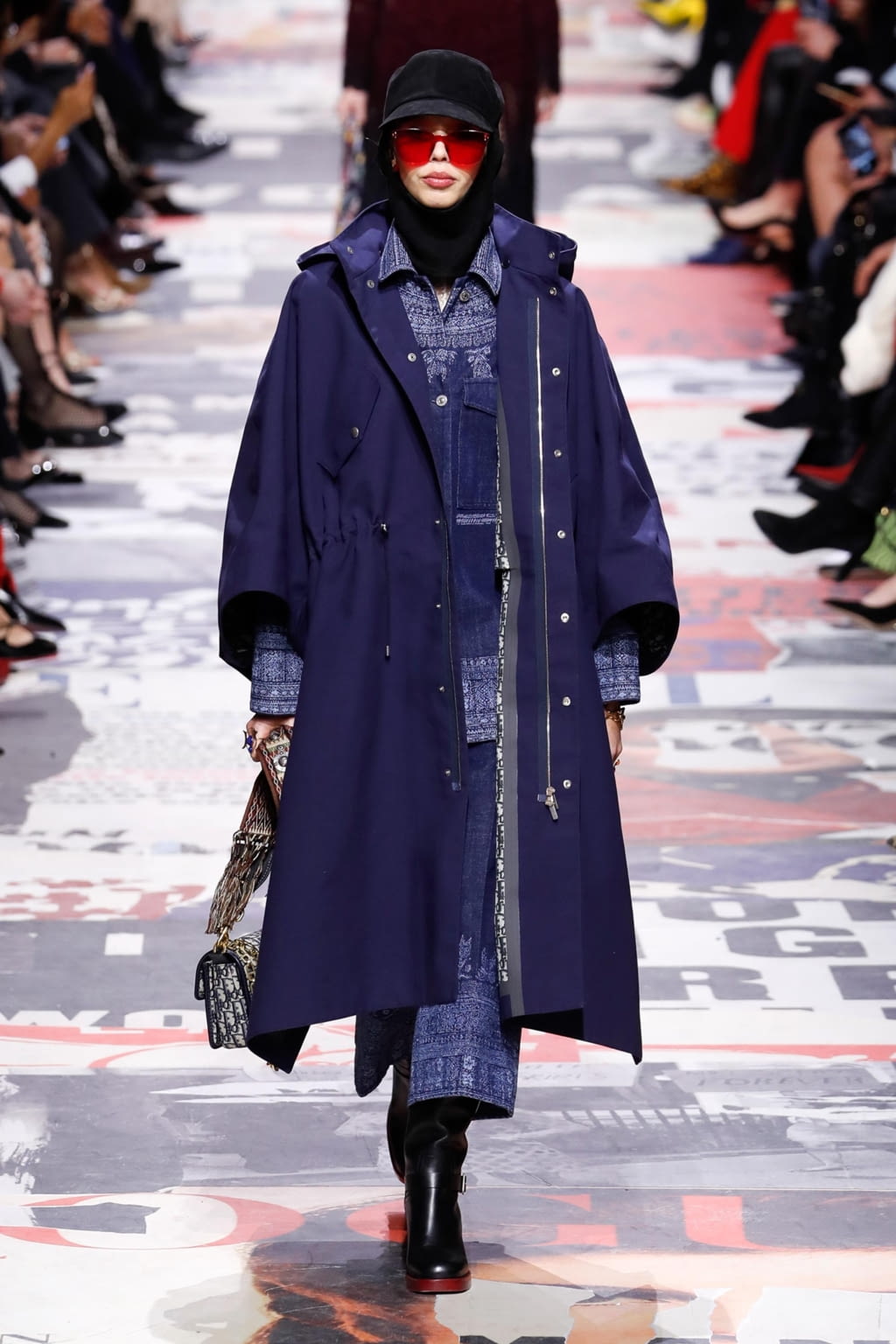 Fashion Week Paris Fall/Winter 2018 look 40 from the Christian Dior collection womenswear
