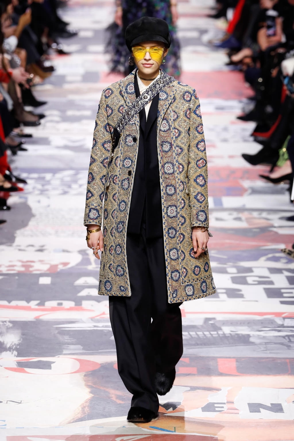 Fashion Week Paris Fall/Winter 2018 look 53 from the Christian Dior collection womenswear