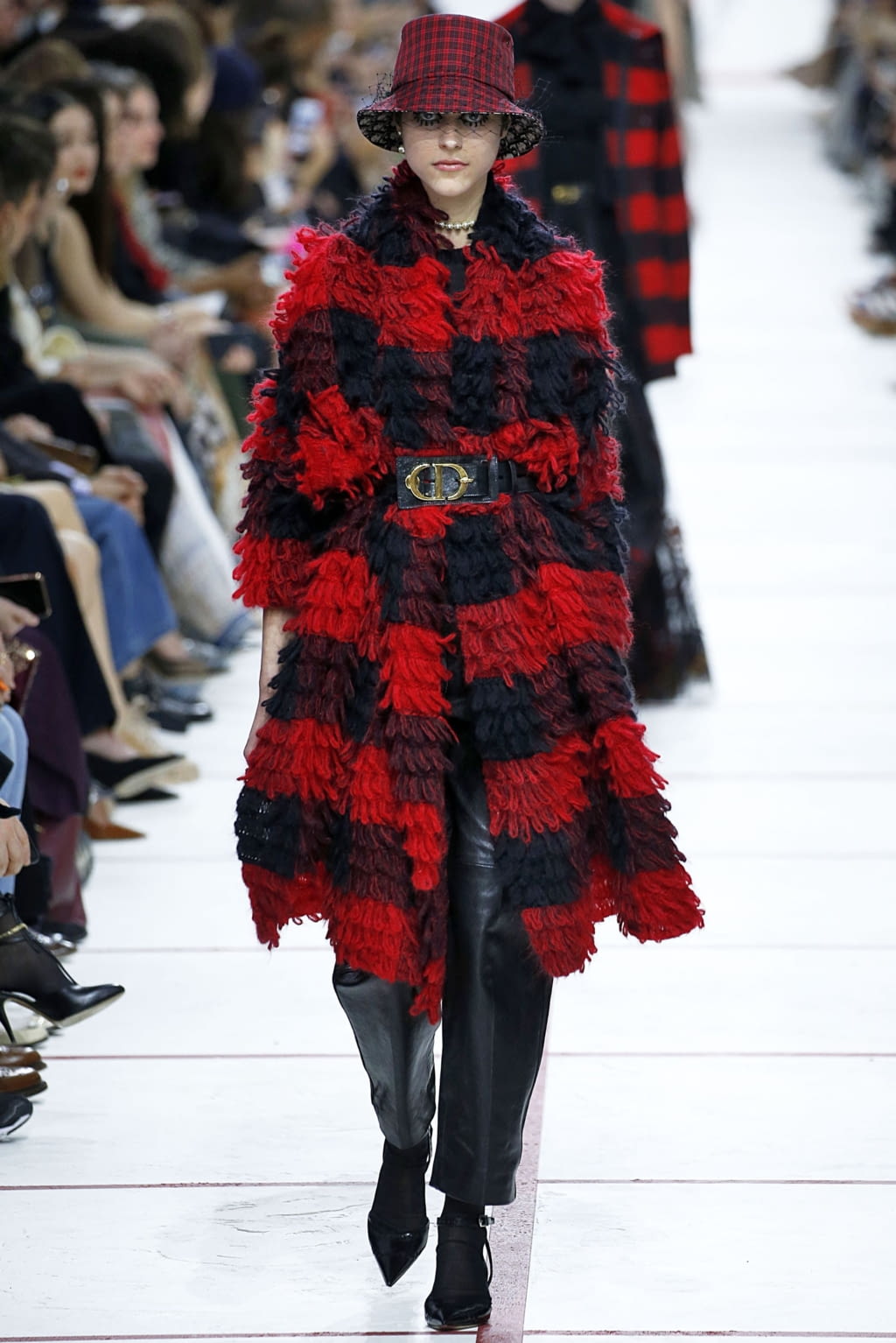 Fashion Week Paris Fall/Winter 2019 look 63 from the Christian Dior collection womenswear