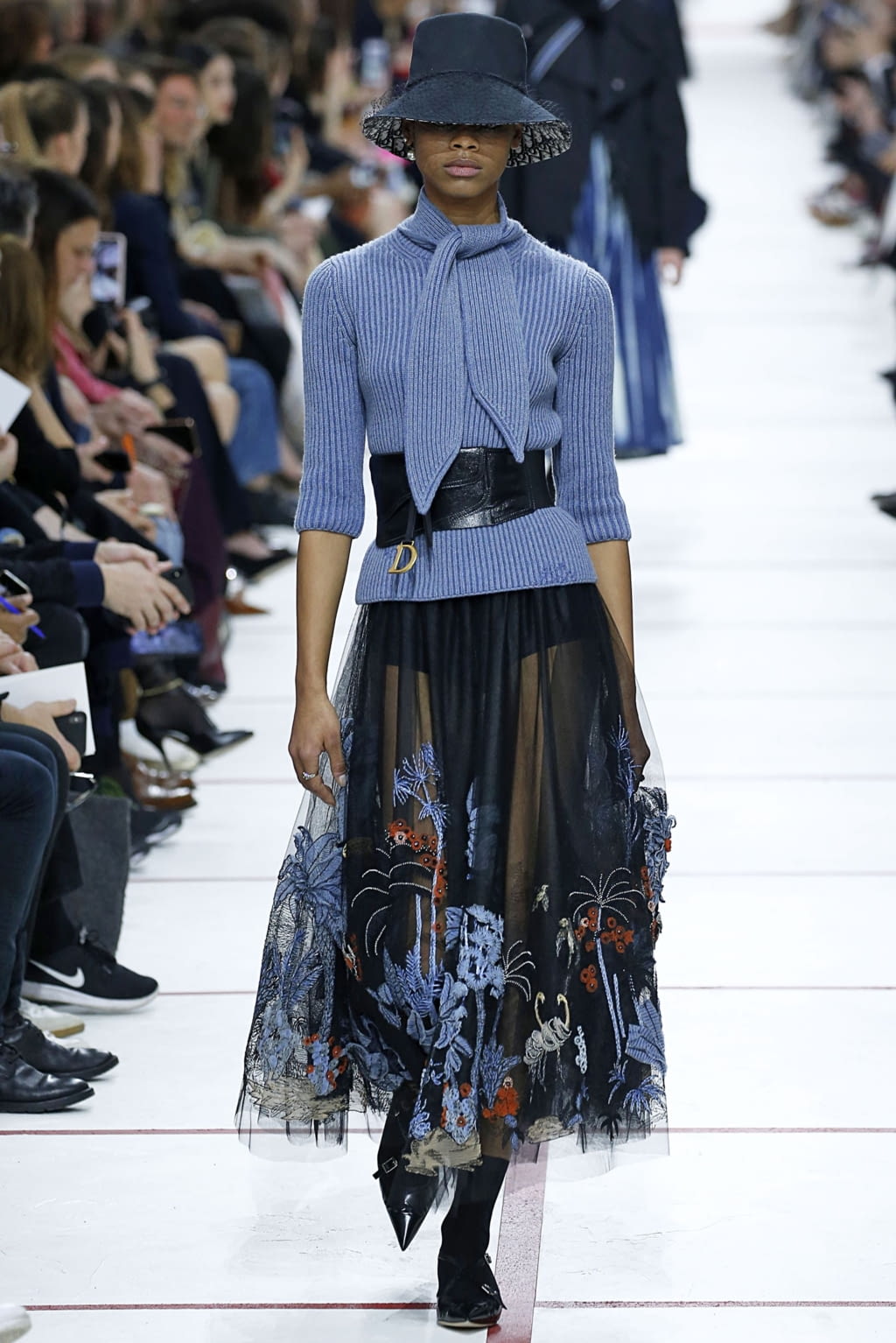 Fashion Week Paris Fall/Winter 2019 look 70 de la collection Christian Dior womenswear