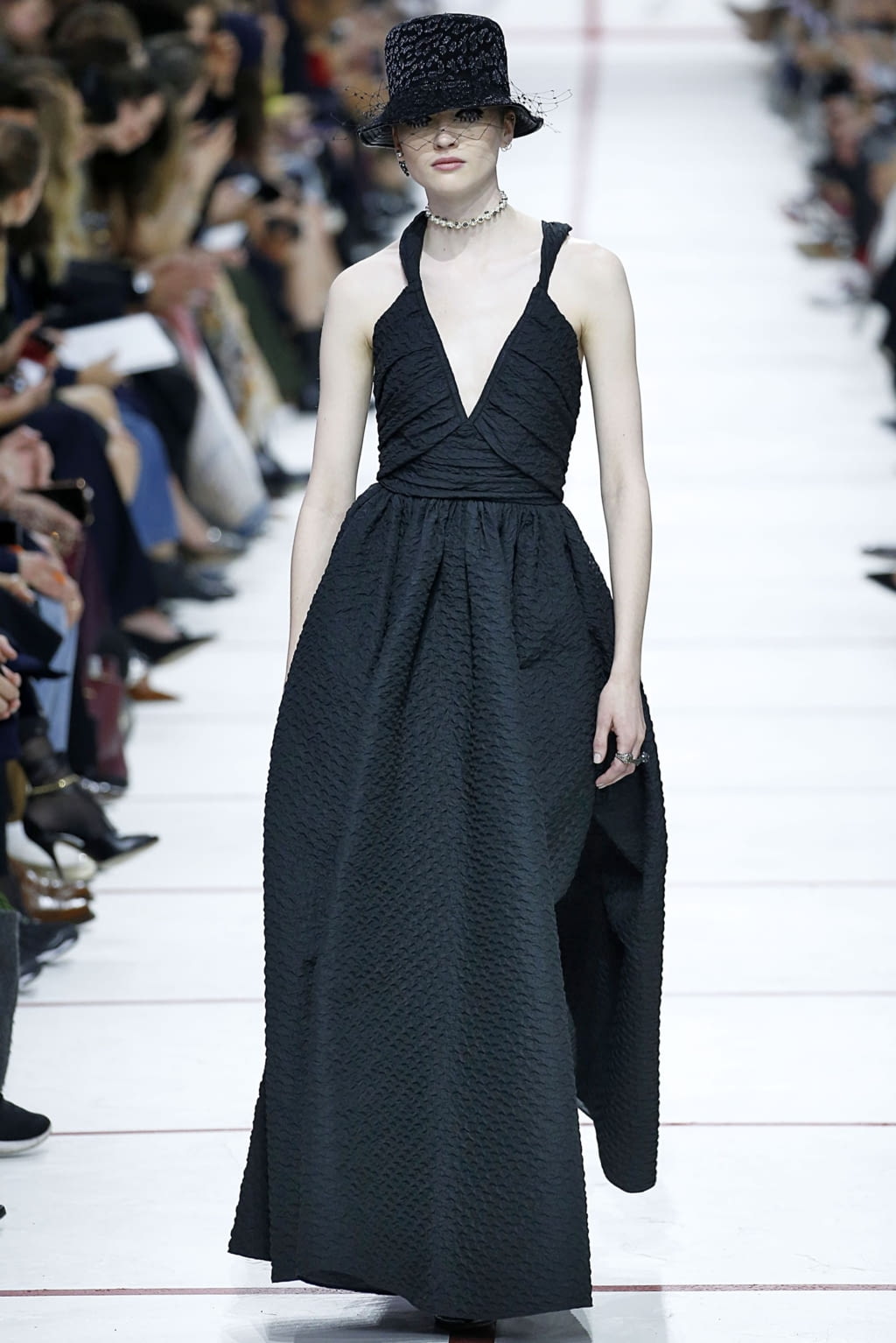 Fashion Week Paris Fall/Winter 2019 look 89 de la collection Christian Dior womenswear