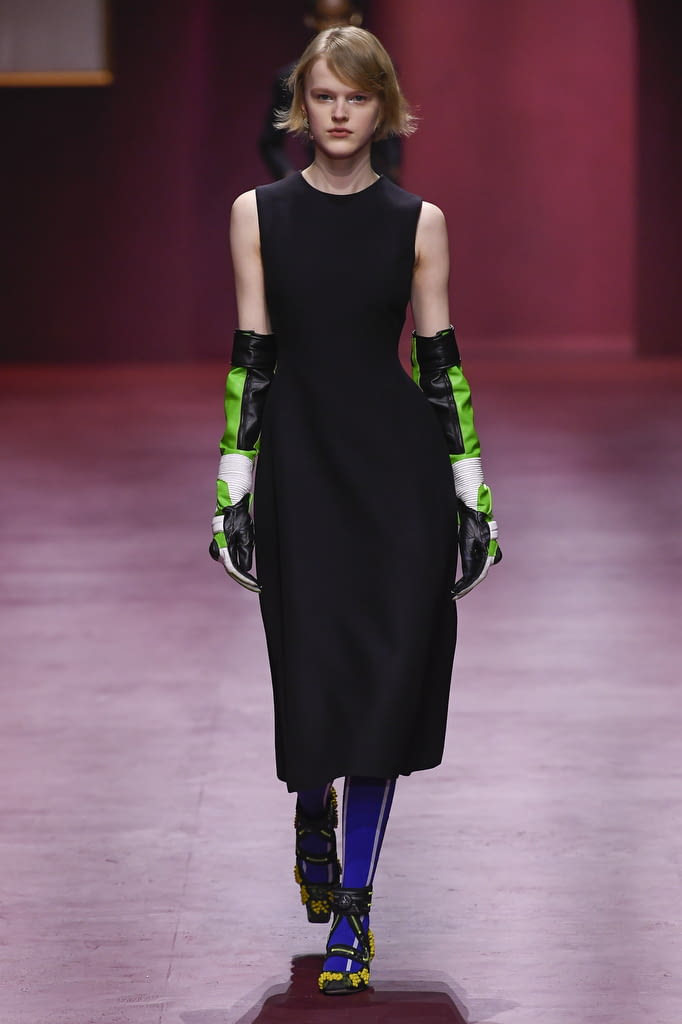 Fashion Week Paris Fall/Winter 2022 look 3 de la collection Christian Dior womenswear