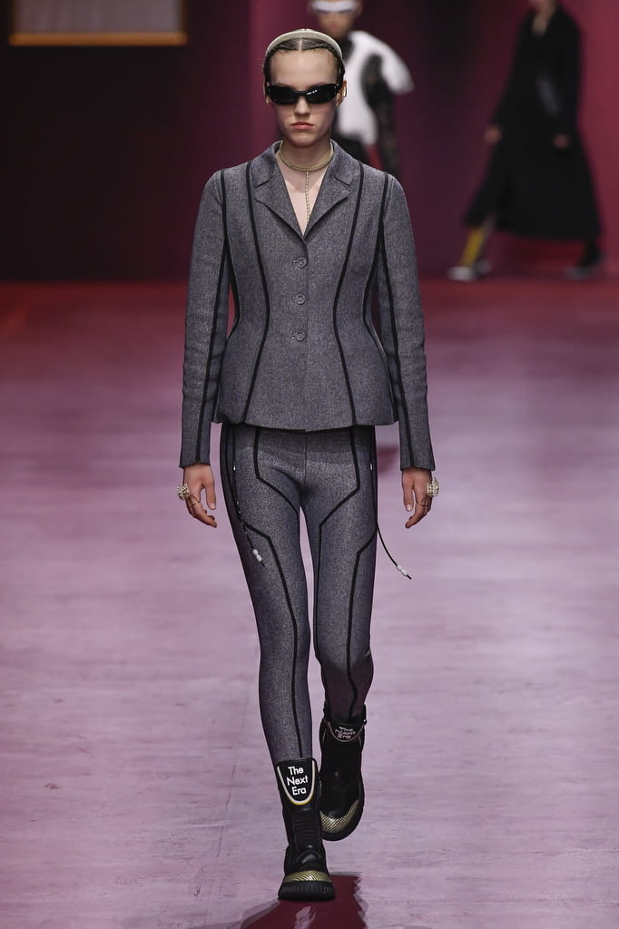 Fashion Week Paris Fall/Winter 2022 look 11 de la collection Christian Dior womenswear
