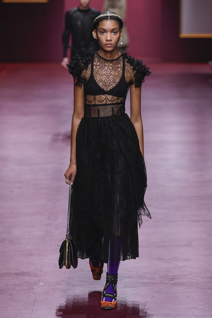 Fashion Week Paris Fall/Winter 2022 look 18 de la collection Christian Dior womenswear