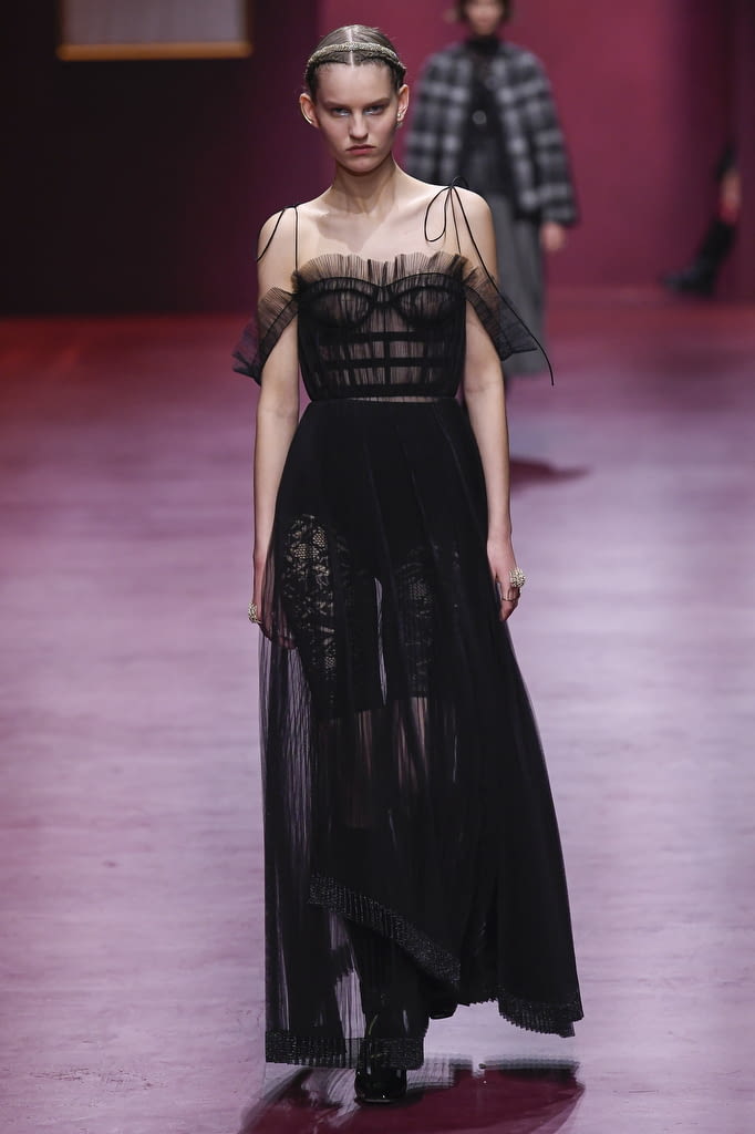 Fashion Week Paris Fall/Winter 2022 look 48 from the Christian Dior collection 女装