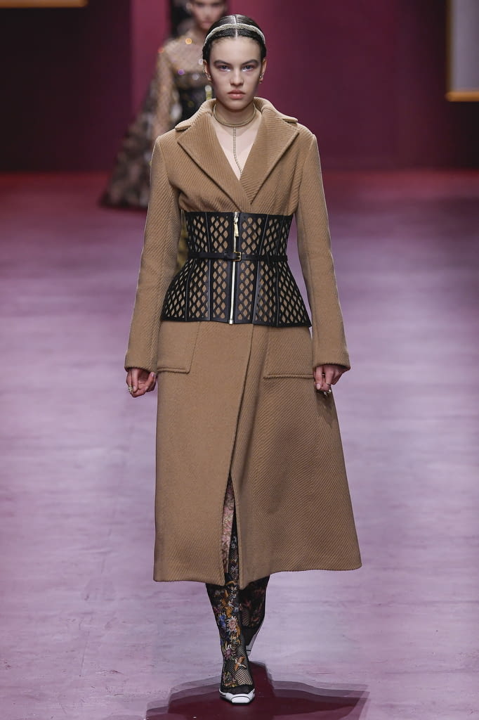 Fashion Week Paris Fall/Winter 2022 look 73 from the Christian Dior collection 女装