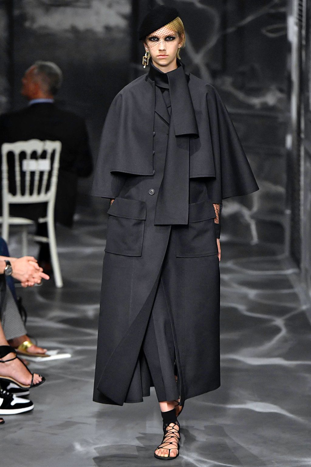 Fashion Week Paris Fall/Winter 2019 look 25 de la collection Christian Dior couture