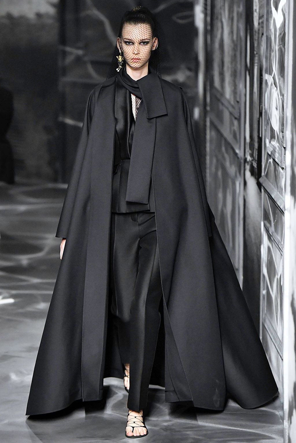 Fashion Week Paris Fall/Winter 2019 look 49 from the Christian Dior collection 高级定制