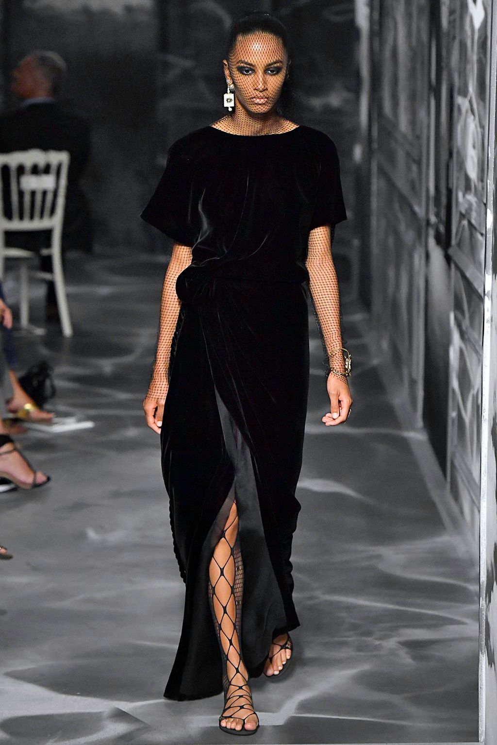 Fashion Week Paris Fall/Winter 2019 look 63 de la collection Christian Dior couture