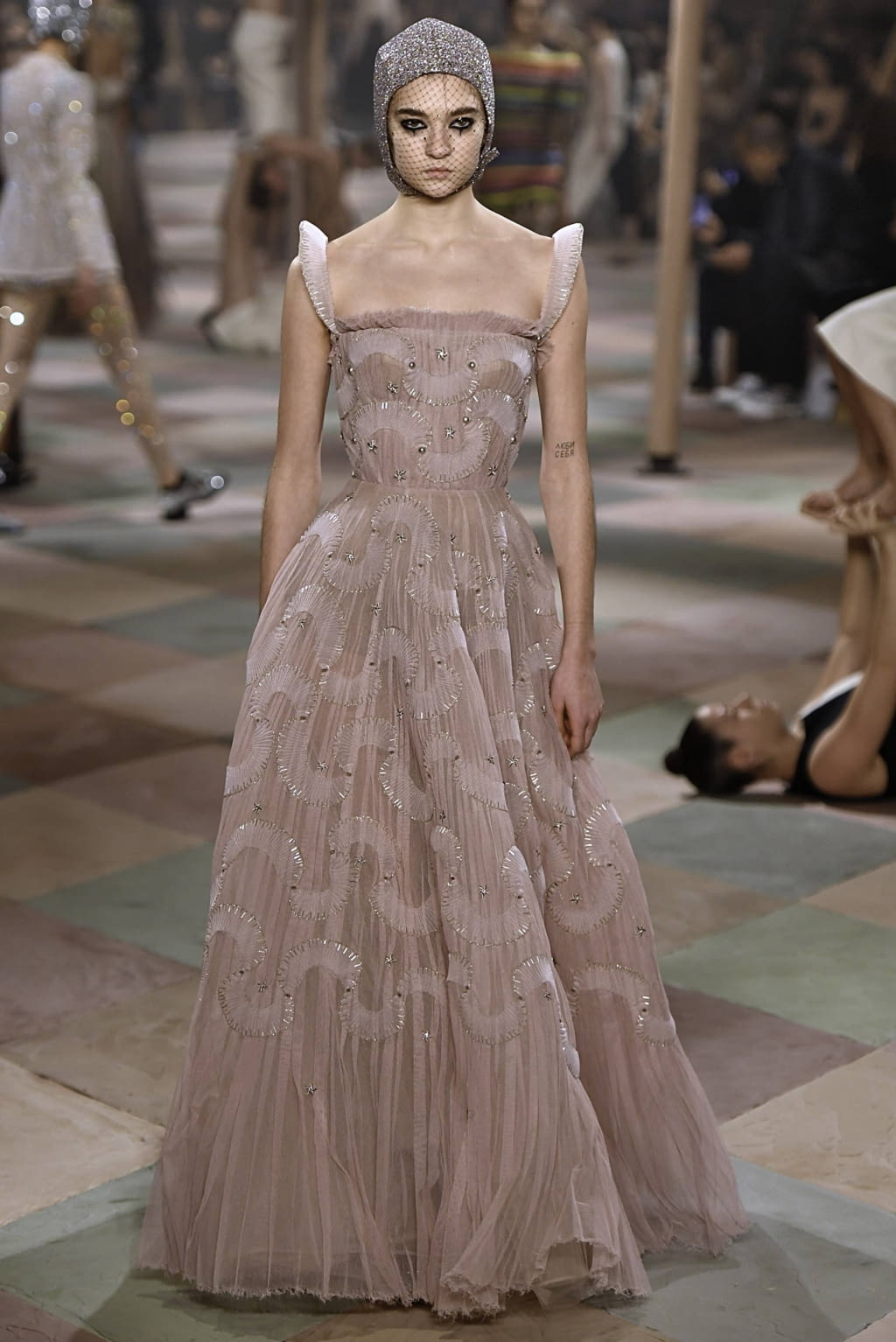 Fashion Week Paris Spring/Summer 2019 look 33 from the Christian Dior collection couture