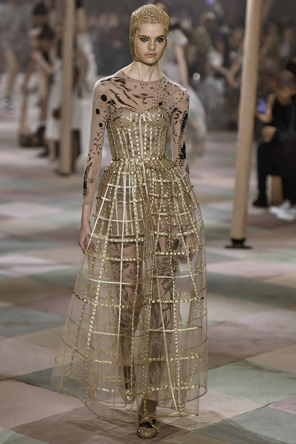 Fashion Week Paris Spring/Summer 2019 look 54 from the Christian Dior collection couture