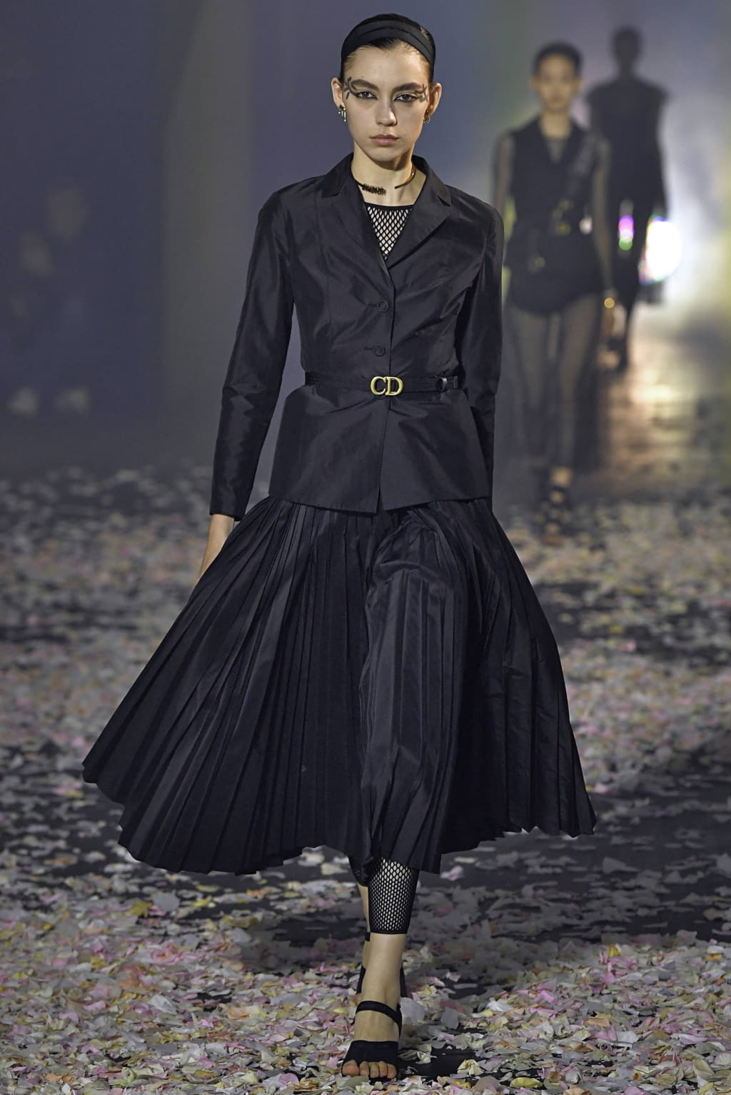 Fashion Week Paris Spring/Summer 2019 look 13 from the Christian Dior collection 女装