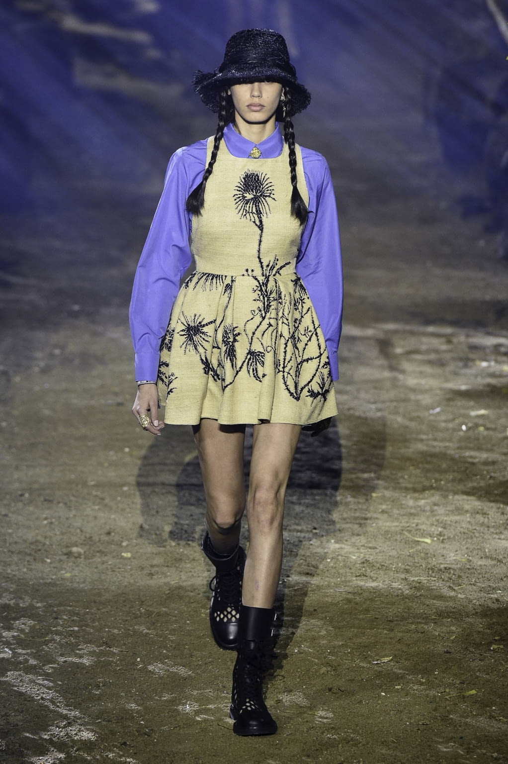 Fashion Week Paris Spring/Summer 2020 look 2 de la collection Christian Dior womenswear