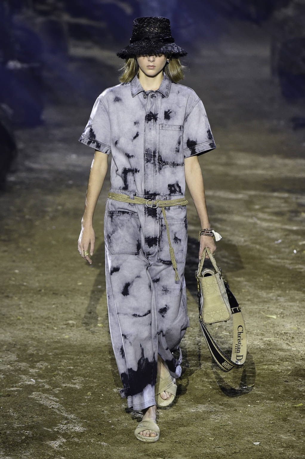 Fashion Week Paris Spring/Summer 2020 look 61 from the Christian Dior collection womenswear
