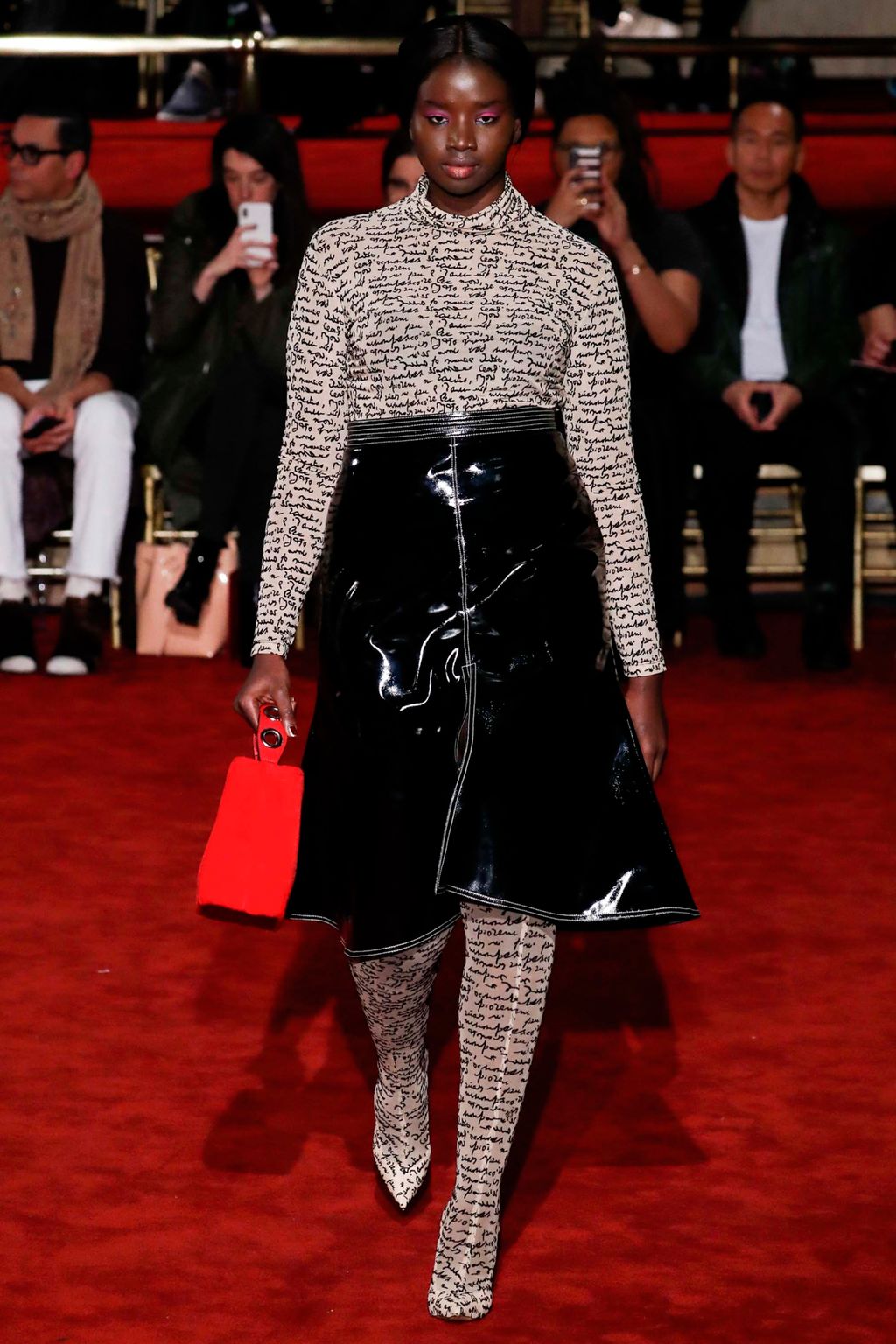 Fashion Week New York Fall/Winter 2018 look 15 from the Christian Siriano collection womenswear