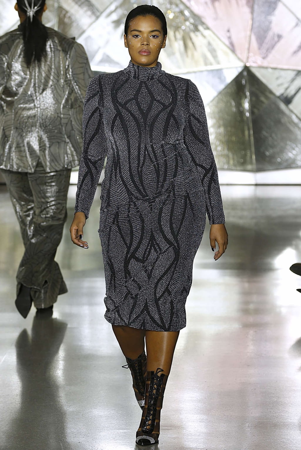 Fashion Week New York Fall/Winter 2019 look 11 from the Christian Siriano collection womenswear