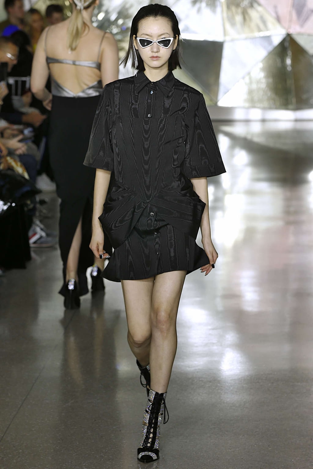 Fashion Week New York Fall/Winter 2019 look 14 from the Christian Siriano collection womenswear