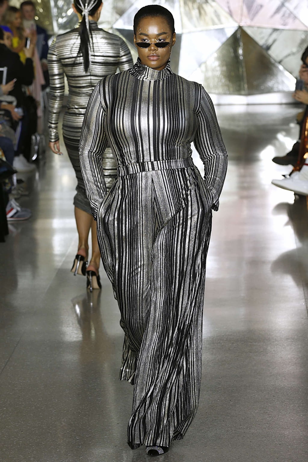 Fashion Week New York Fall/Winter 2019 look 22 from the Christian Siriano collection womenswear