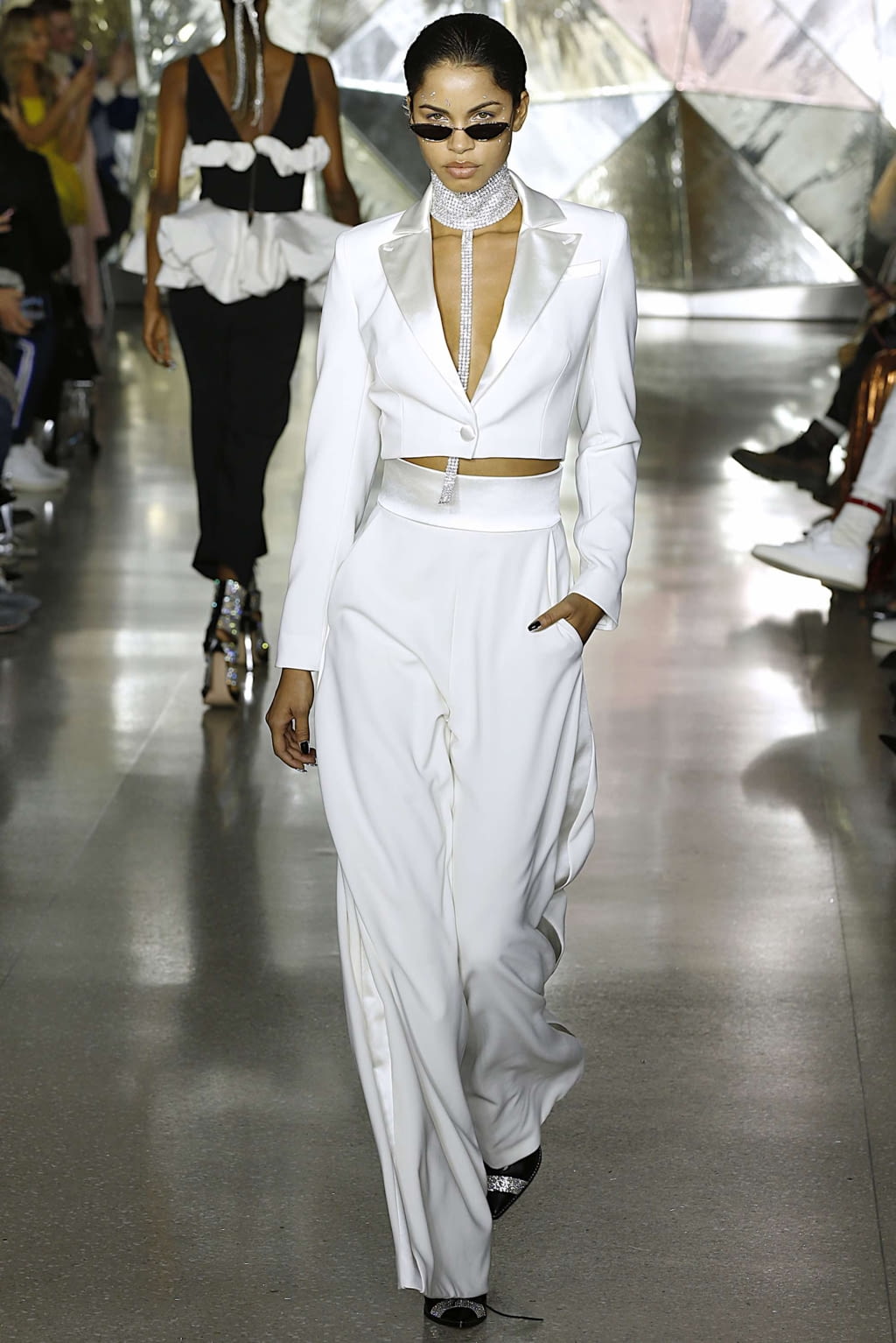 Fashion Week New York Fall/Winter 2019 look 37 from the Christian Siriano collection 女装