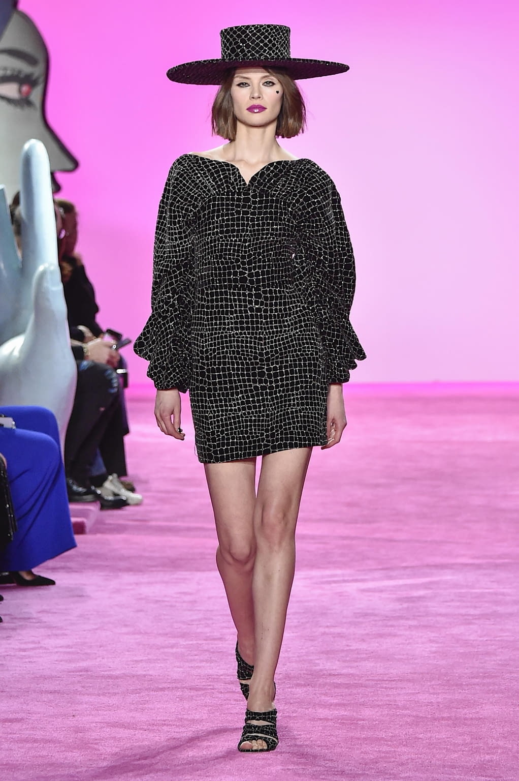Fashion Week New York Fall/Winter 2020 look 16 from the Christian Siriano collection womenswear