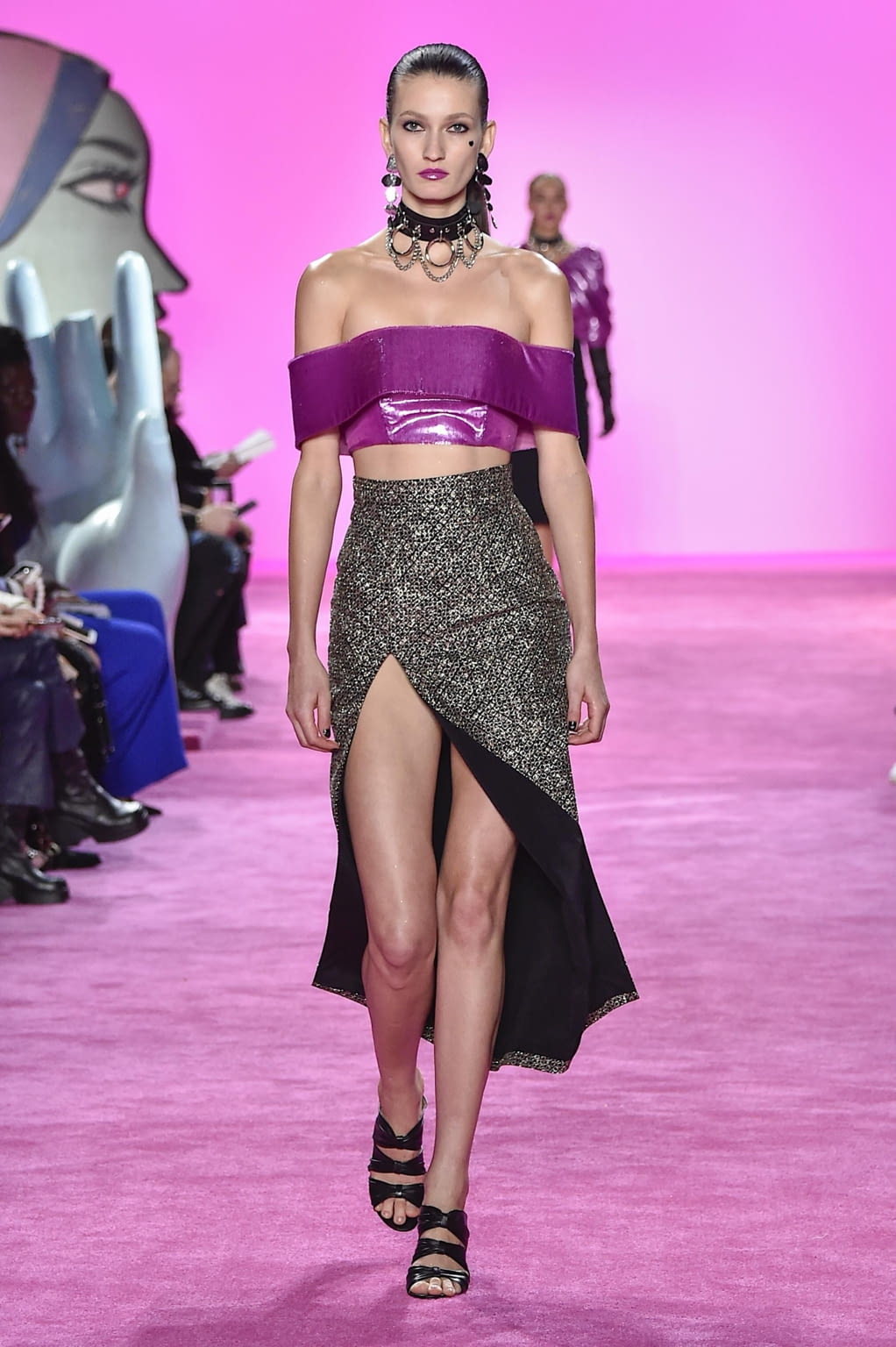 Fashion Week New York Fall/Winter 2020 look 21 from the Christian Siriano collection 女装