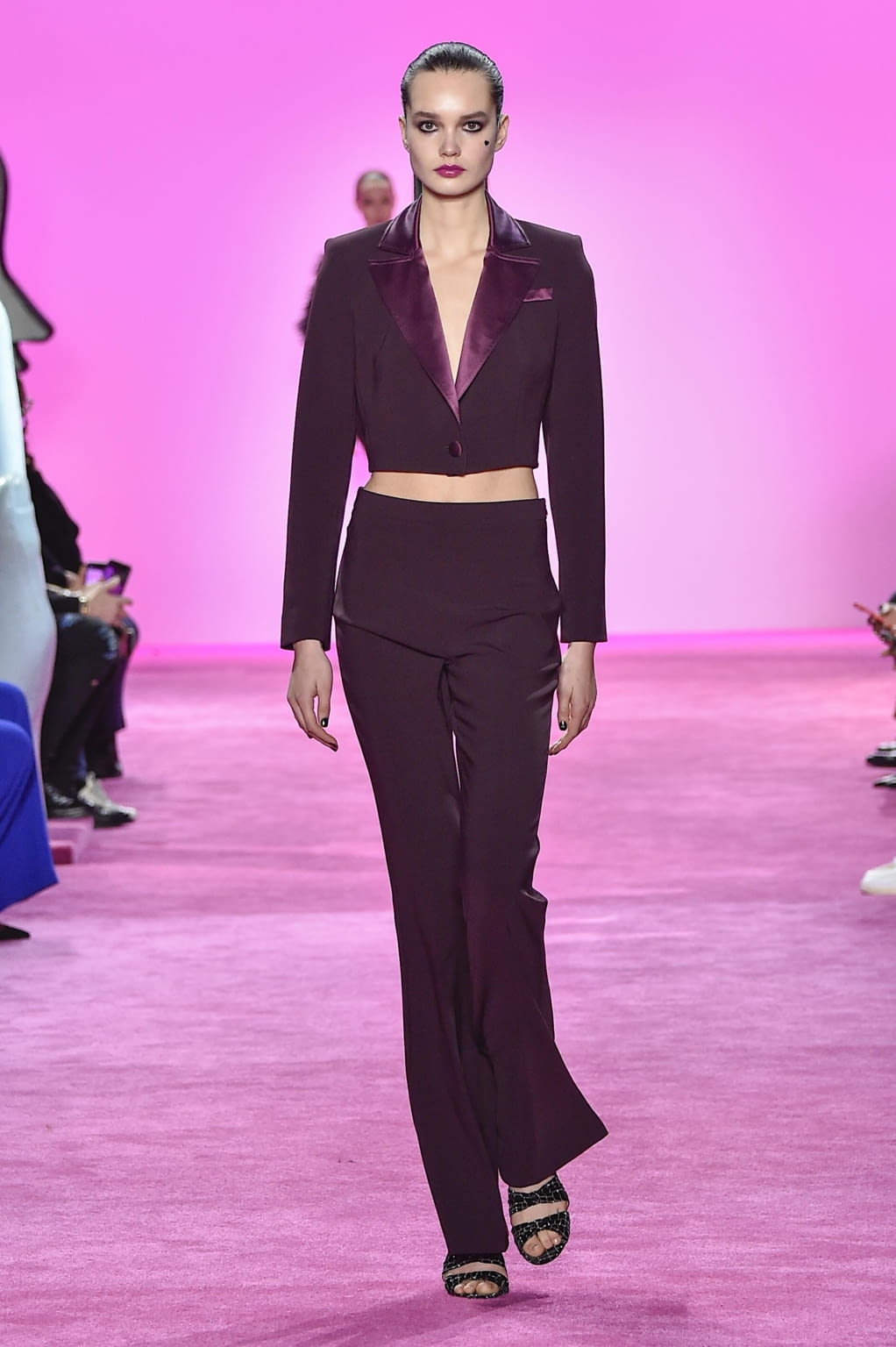 Fashion Week New York Fall/Winter 2020 look 44 from the Christian Siriano collection 女装