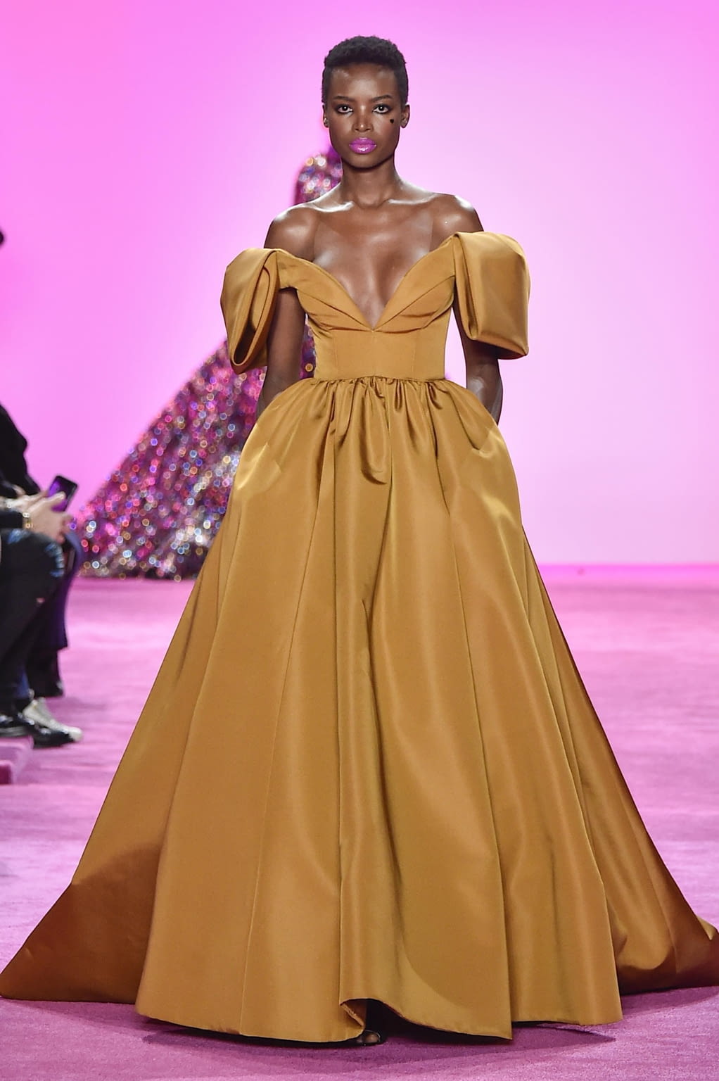 Fashion Week New York Fall/Winter 2020 look 58 from the Christian Siriano collection 女装