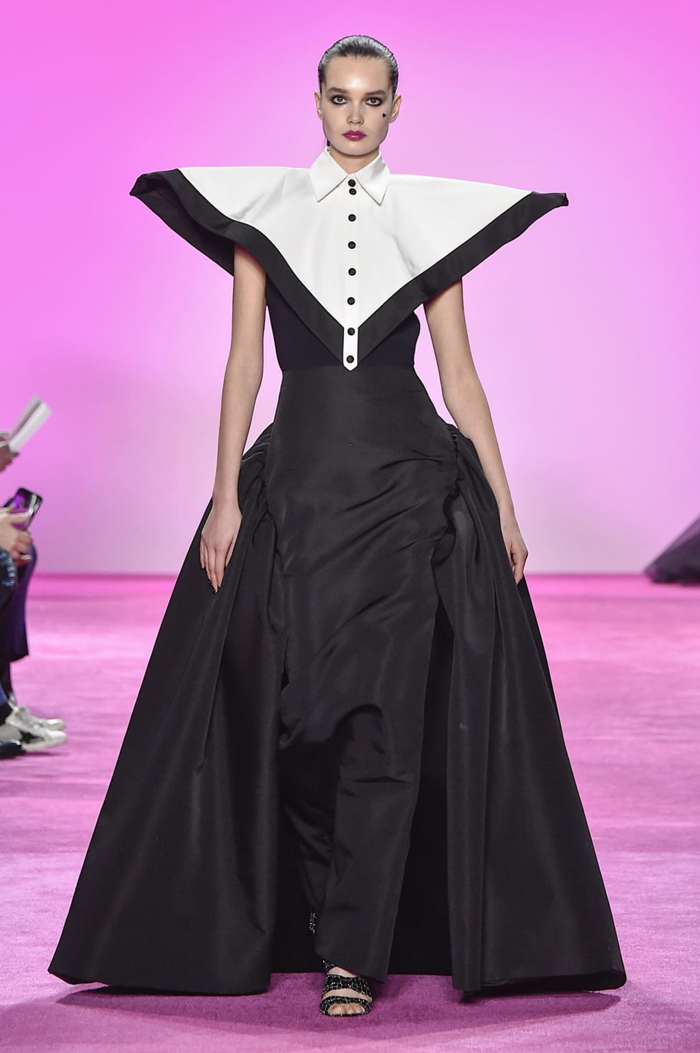 Fashion Week New York Fall/Winter 2020 look 62 de la collection Christian Siriano womenswear