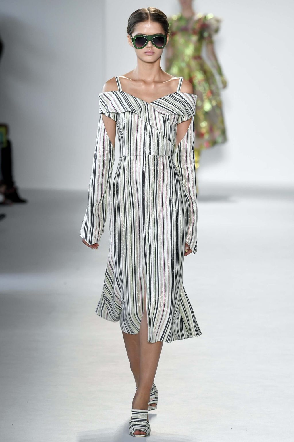 Fashion Week New York Spring/Summer 2018 look 47 from the Christian Siriano collection womenswear