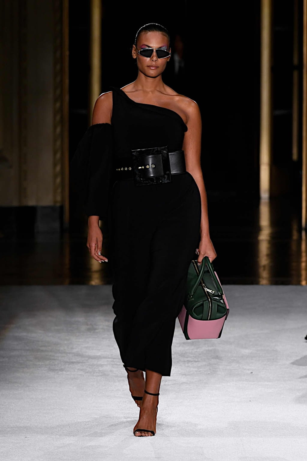 Fashion Week New York Spring/Summer 2020 look 6 from the Christian Siriano collection womenswear