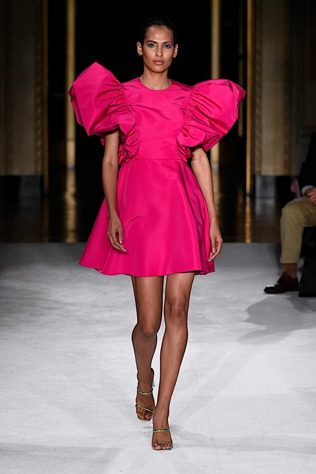 Fashion Week New York Spring/Summer 2020 look 46 from the Christian Siriano collection 女装
