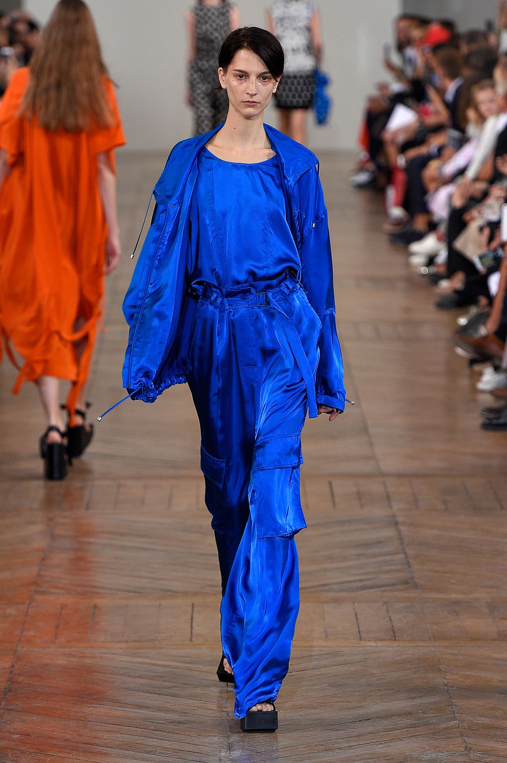 Fashion Week Paris Spring/Summer 2017 look 10 from the Christian Wijnants collection womenswear