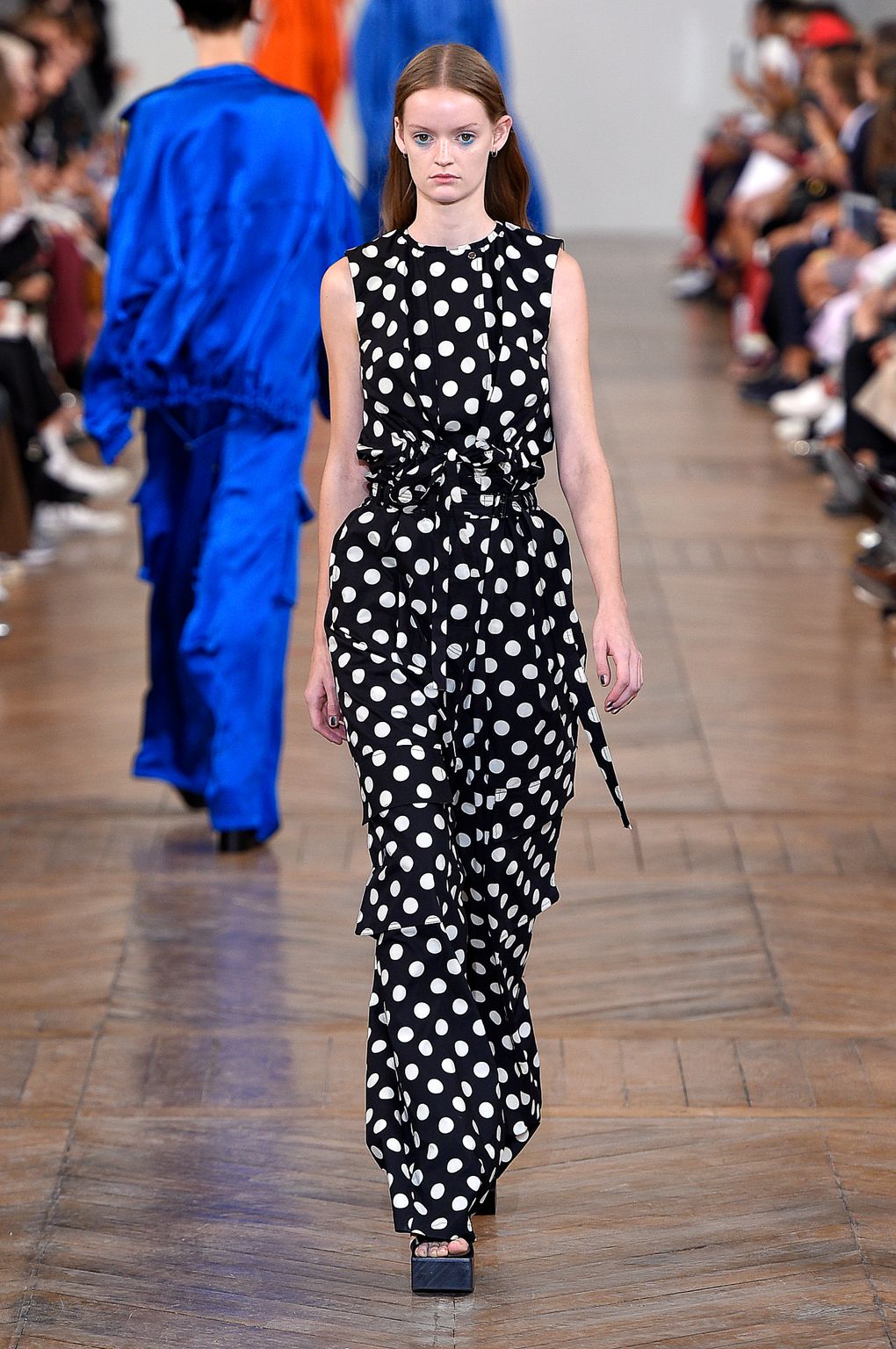 Fashion Week Paris Spring/Summer 2017 look 11 from the Christian Wijnants collection womenswear