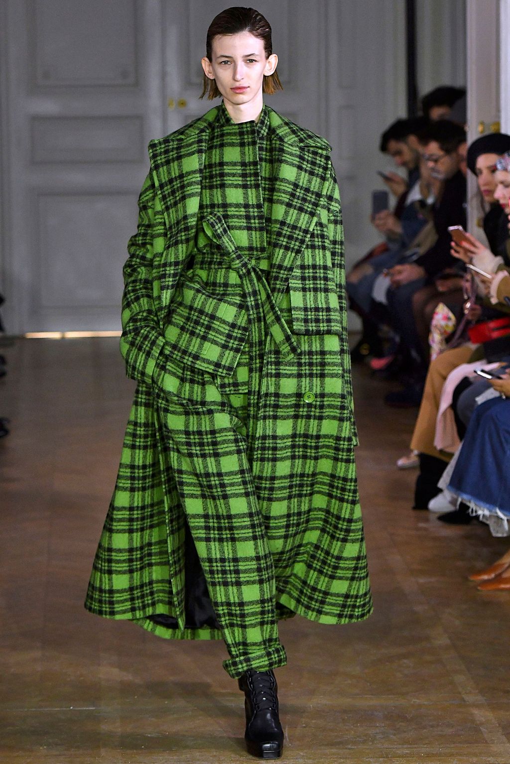 Fashion Week Paris Fall/Winter 2019 look 27 de la collection Christian Wijnants womenswear