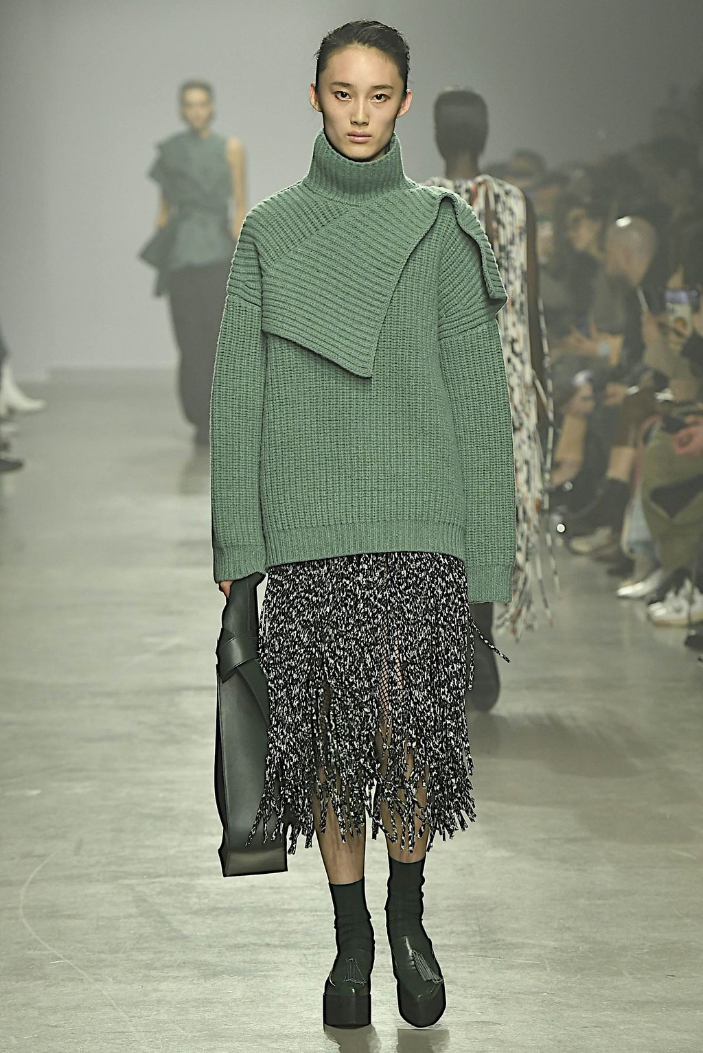 Fashion Week Paris Fall/Winter 2020 look 25 from the Christian Wijnants collection womenswear