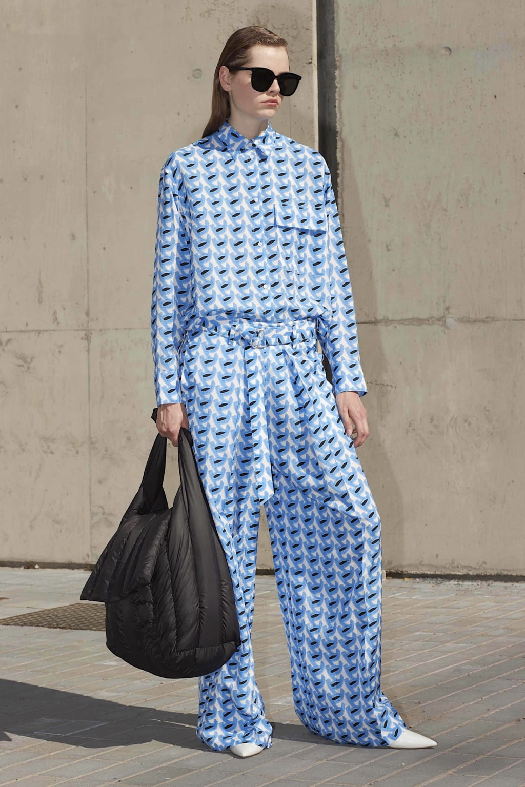 Fashion Week Paris Spring/Summer 2021 look 5 from the Christian Wijnants collection womenswear