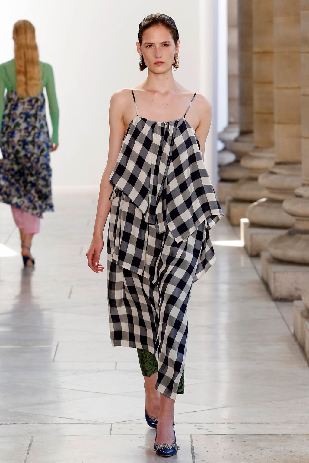 Fashion Week Paris Spring/Summer 2018 look 29 de la collection Christian Wijnants womenswear