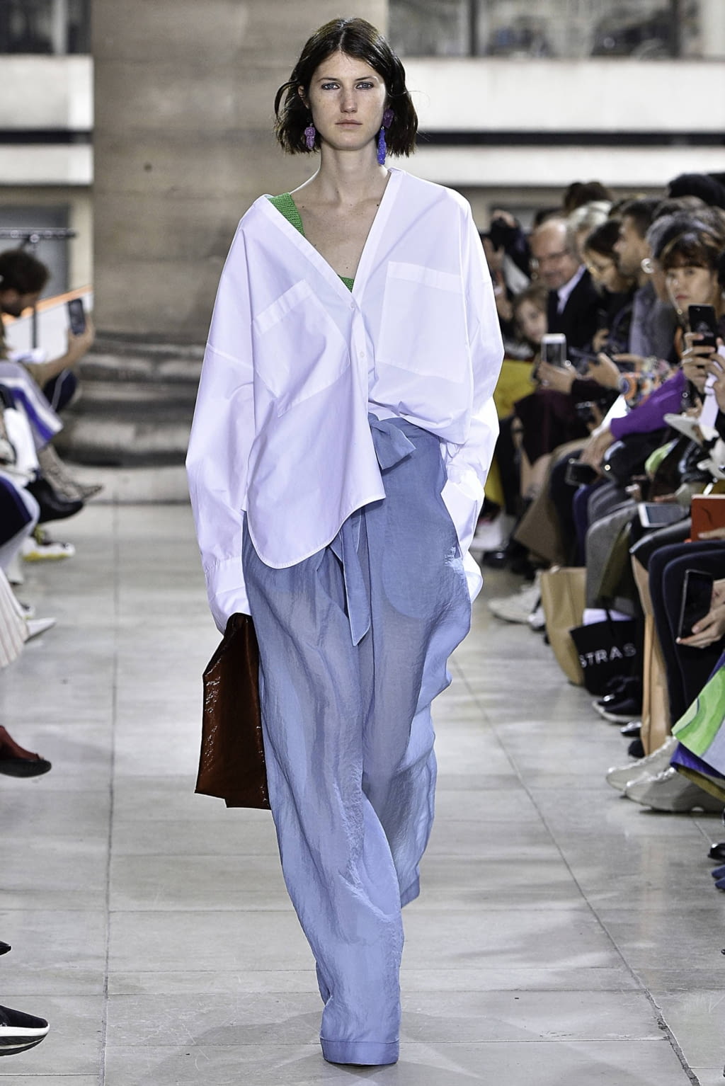 Fashion Week Paris Spring/Summer 2019 look 1 from the Christian Wijnants collection 女装