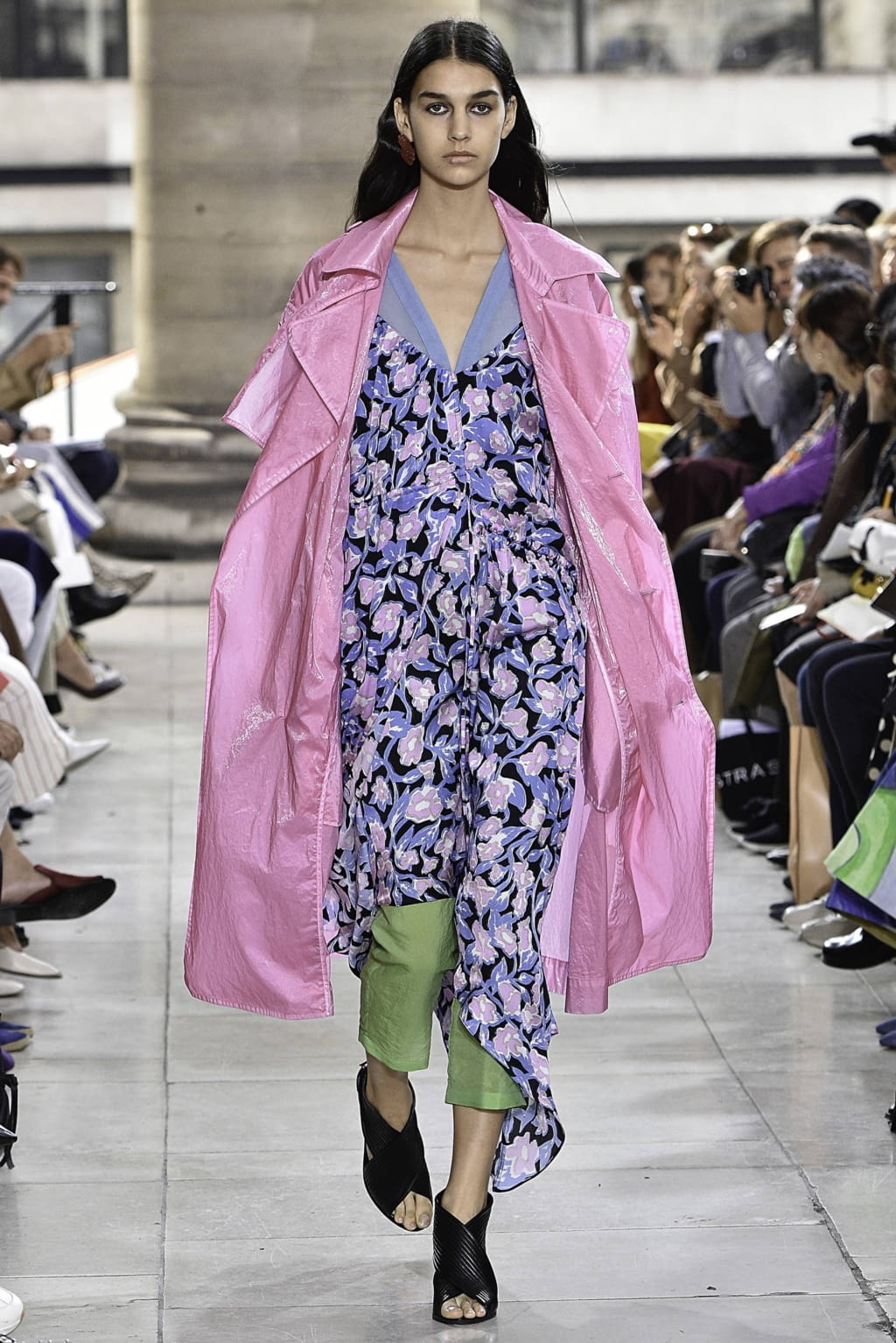 Fashion Week Paris Spring/Summer 2019 look 24 from the Christian Wijnants collection womenswear