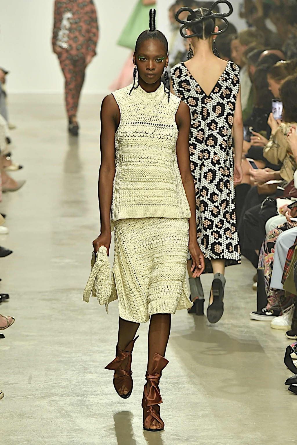 Fashion Week Paris Spring/Summer 2020 look 12 de la collection Christian Wijnants womenswear